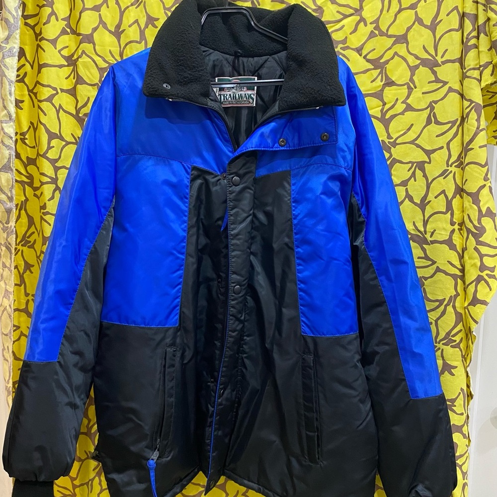 Vintage ski / snowmobile coat